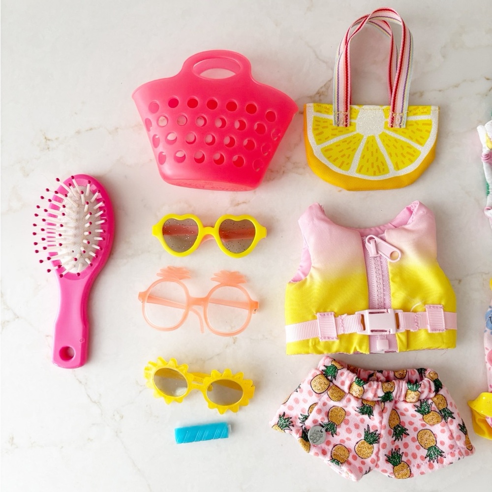 Wellie Wishers Glitter Girls Beach Day Pool Party Bundle - Picture 4 of 6